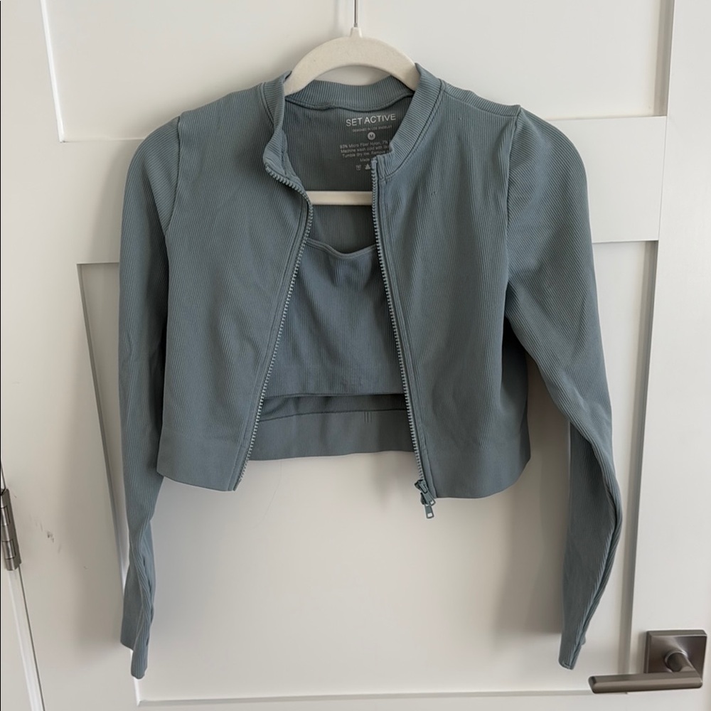 Set Active Luxform Cropped Jacket and Sports Bra (Color: Rain)